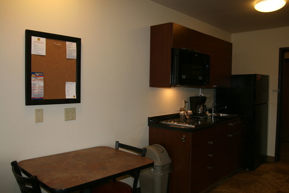 My Place Hotel-pittsburgh North/monaca, Pa 2*